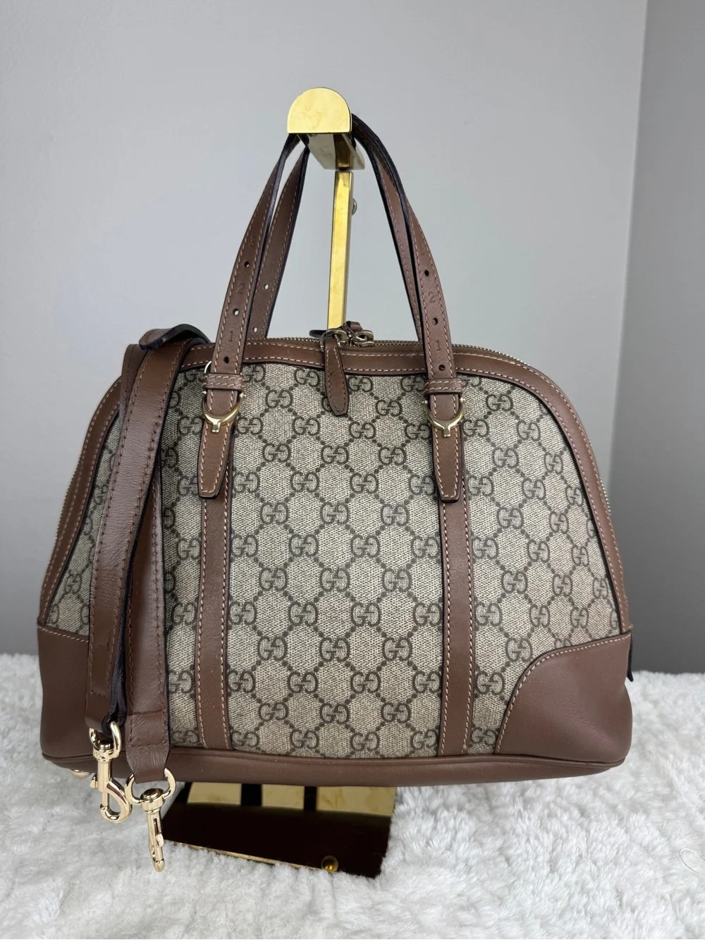 Gucci alma BB Brown GG Supreme Dome Satchel